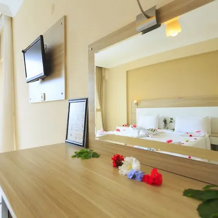 Milkyway & Aparthotel 3*